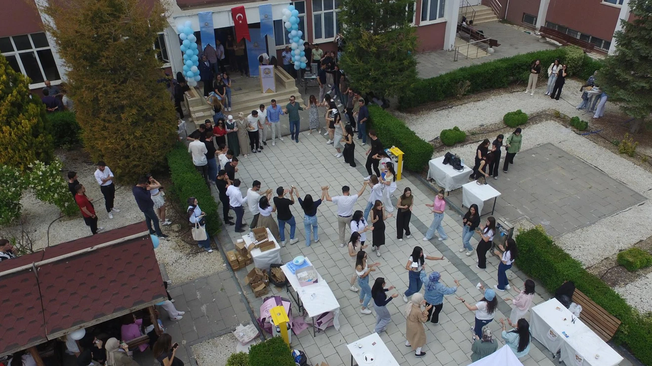 Selçuk Üniversitesinde 2. Havacılık Şenliği coşkuyla gerçekleştirildi